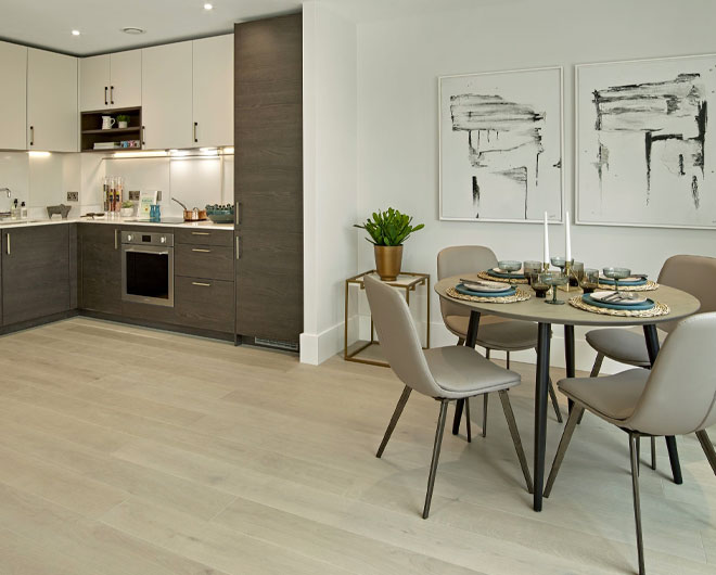 INSTRATA - Charter Place