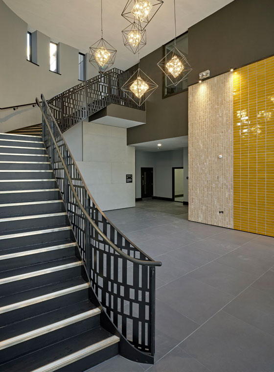 INSTRATA - Charter Place